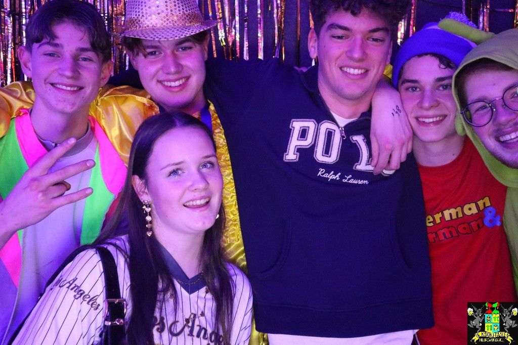 ../Images/Jeugd Opwarmbal Photobooth 171.jpg